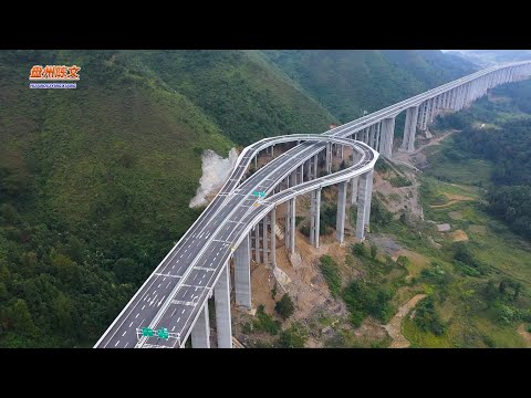 Aerial China:An adjustable highway in Guizhou, with a humanized design. Do you support such a design