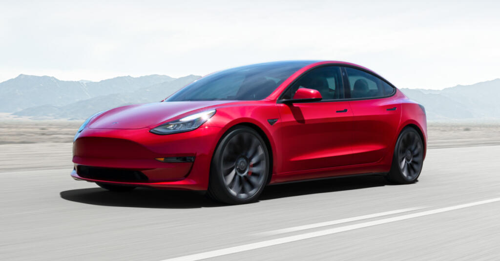 Tesla Model 3 je bil v preteklosti že zamaknjen
