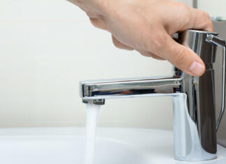 Varčevanje z vodo od A do Ž Varčevanje z vodo je lahko tudi enostavno