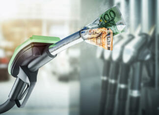 Cenejše gorivo z letom 2023, a ne za vse Gasoline diesel fuel prices