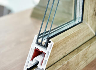 Koliko toplote uhaja skozi vaša okna? Insulated triple glazing at cross section