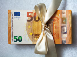 50 euro banknotes with bow for design purpose