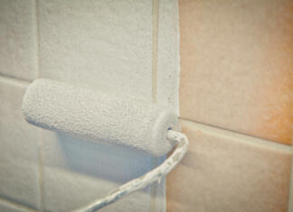 Barvanje ploščic: Keramične ploščice barvanje ploščic