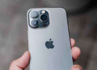 10 najbolje prodajanih telefonov na svetu, Apple ponižal konkurenco Mobilni telefon iPhone 13 Pro Max.