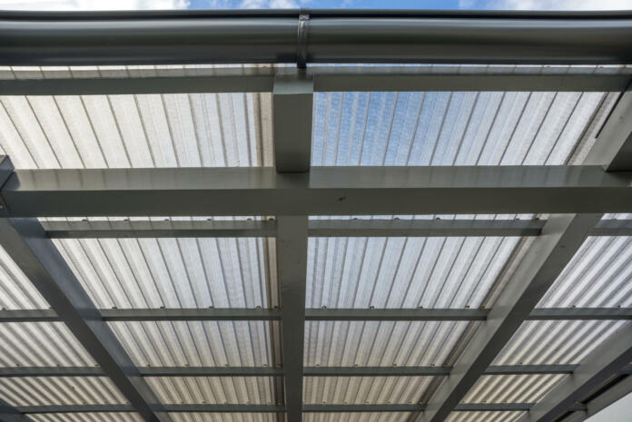 Polycarbonate carport or patio pergola roof