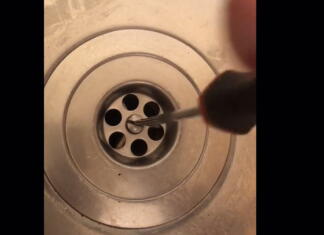 Kdaj ste nazadnje očistili odtok? Po tem videoposnetku si boste to želeli storiti takoj Odtok.