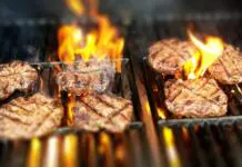 Domače pleskavice za prvi maj: sočnejše in mehkejše od kupljenih burgers, fire, grill