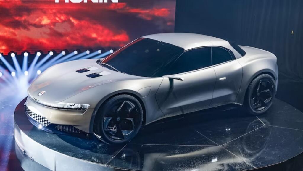 Fisker Ronin prihaja leta 2025