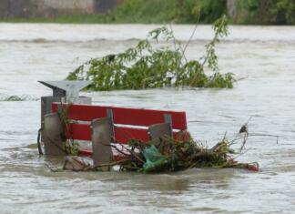 Ti izvajalci nudijo brezplačne storitve pri obnovi po poplavah! poplava 2023 - seznam izvajalcev ki nudijo brezplačne storitve za obnovo po poplavah