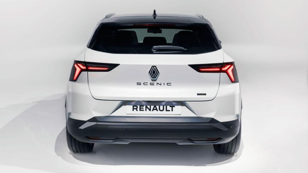 Zadek novega Renaulta Scenic