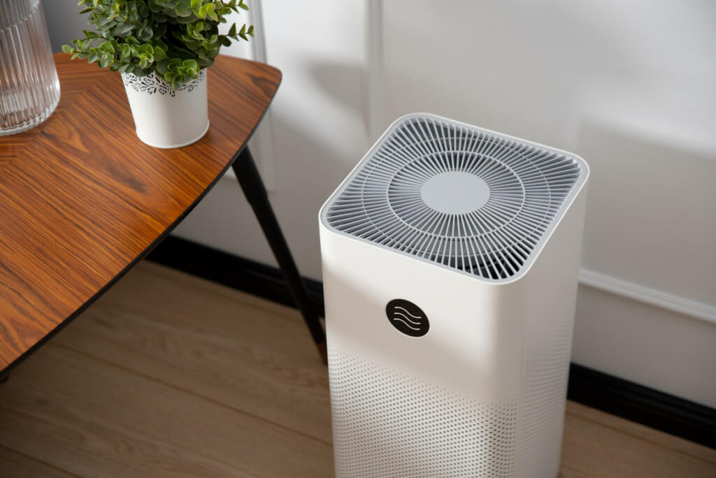 Air purifier, cleaner in living room, PM 2.5 dust protection