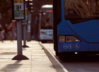 1. in 11. novembra ne pozabite na to ugodnost! Bus public transportation in Budapest, Hungary.