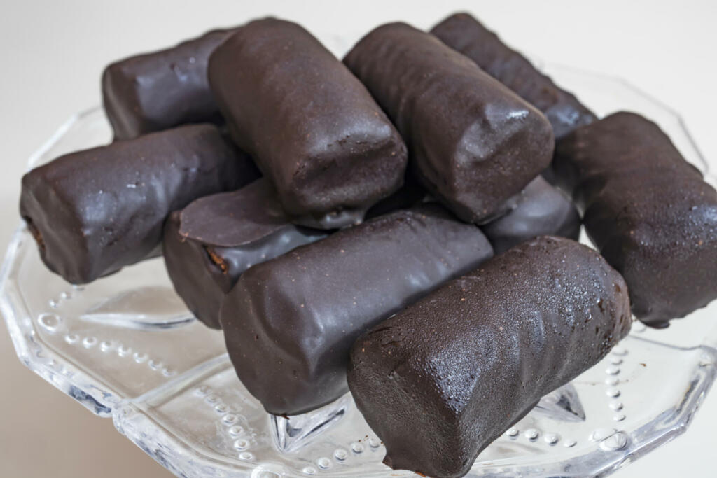 close up candied chestnuts with bitter chocolate