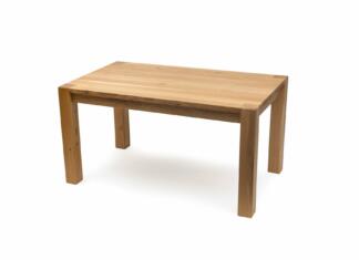 Zakaj izbrati leseno jedilno mizo? Masivna lesena miza iz hrasta