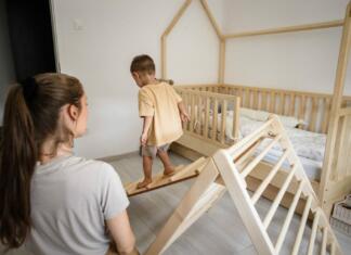 Kaj je Piklerjev trikotnik in kako pomaga vašemu otroku? Piklerjev trikotnik mnogi povezujejo z Montessori pedagogiko