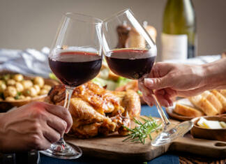 Vse, kar potrebujete za popolno martinovanje vino piščanec večerja martinovo