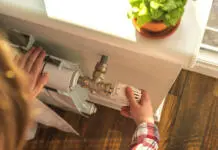 Idealna temperatura doma podnevi in ponoči naravnavanje temperature doma termostatski ventil