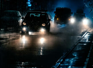 Kako zmanjšati bleščanje ob nočni vožnji? Bleščanje ob nočni vožnji