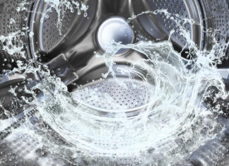 To je razlog, zakaj vaš pralni stroj porabi dvakrat več električne energije! Večina ljudi nezavedno naredi ‘neumno’ napako shiny and stainless steel, metal, bubble