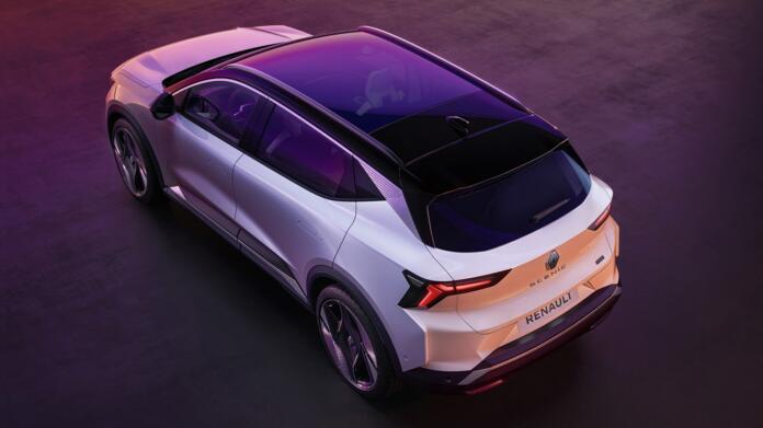 Renault Scenic E-Tech je Avto leta 2024