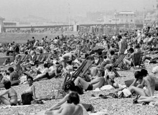 Ali veste, zakaj so na starih fotografijah s plaže vsi suhe postave? Ljudje na plaži.
