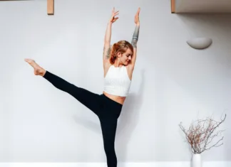 Kako kombinirati pajkice v vsakodnevne šik outfite Kako kombinirati pajkice v vsakodnevne šik outfite