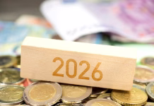 Obilje in sreča prihajata v galopu: naredite te stvari pred novim letom in vaše življenje se bo spremenilo Euro banknotes and coins and finances in 2026