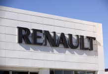 Renault v krizi? Začenjajo s proizvodnjo za potrebe vojske Antalya, Turkey. October 28th 2011. The roadside sign of Renault Motors. Renault founded on 1899 in France. The company is popular with different cars like Megane, Kangoo, Twingo, Fluence...