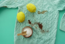 Ta sadež nadomesti več dragih čistil, prihranek boste opazili takoj Lemon and baking soda on a Stained Sweater. Eco Friendly Cleaning.