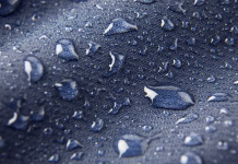 Koliko časa se suši Ibitol (bitol, bitumenski premaz)? Blue waterproof membrane textile background with drops