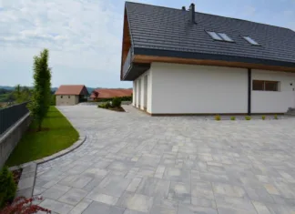 Zakaj izbrati betonske tlakovce? Tlakovec Perugia, MIX 115 – črna, peščena, bela