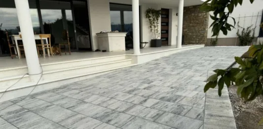 Betonska plošča