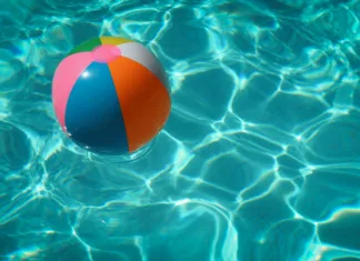 Bi lasten bazen brez velikih stroškov? Postavite ga sami v samo enem dnevu … Summer has come