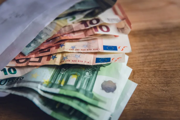 corruption-loves-money-euro-banknote-bank-bill-stockpack-unsplash Corruption loves money. EURO banknote bank bill